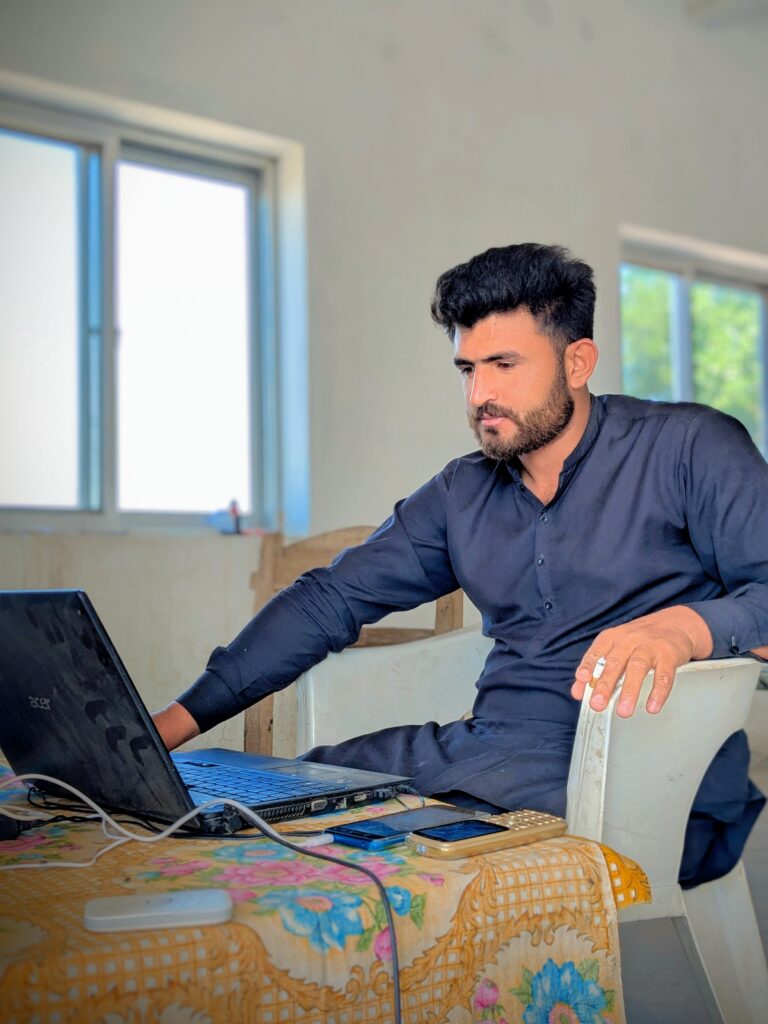 Ali Zeeshan